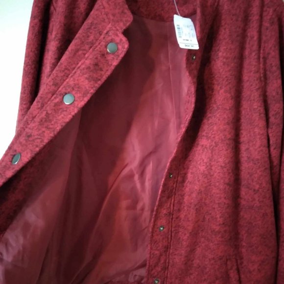 C.J. Banks 1x 16W/18W Women's Jacket Red Black VARSITY/BOMBER Style - Picture 5 of 5